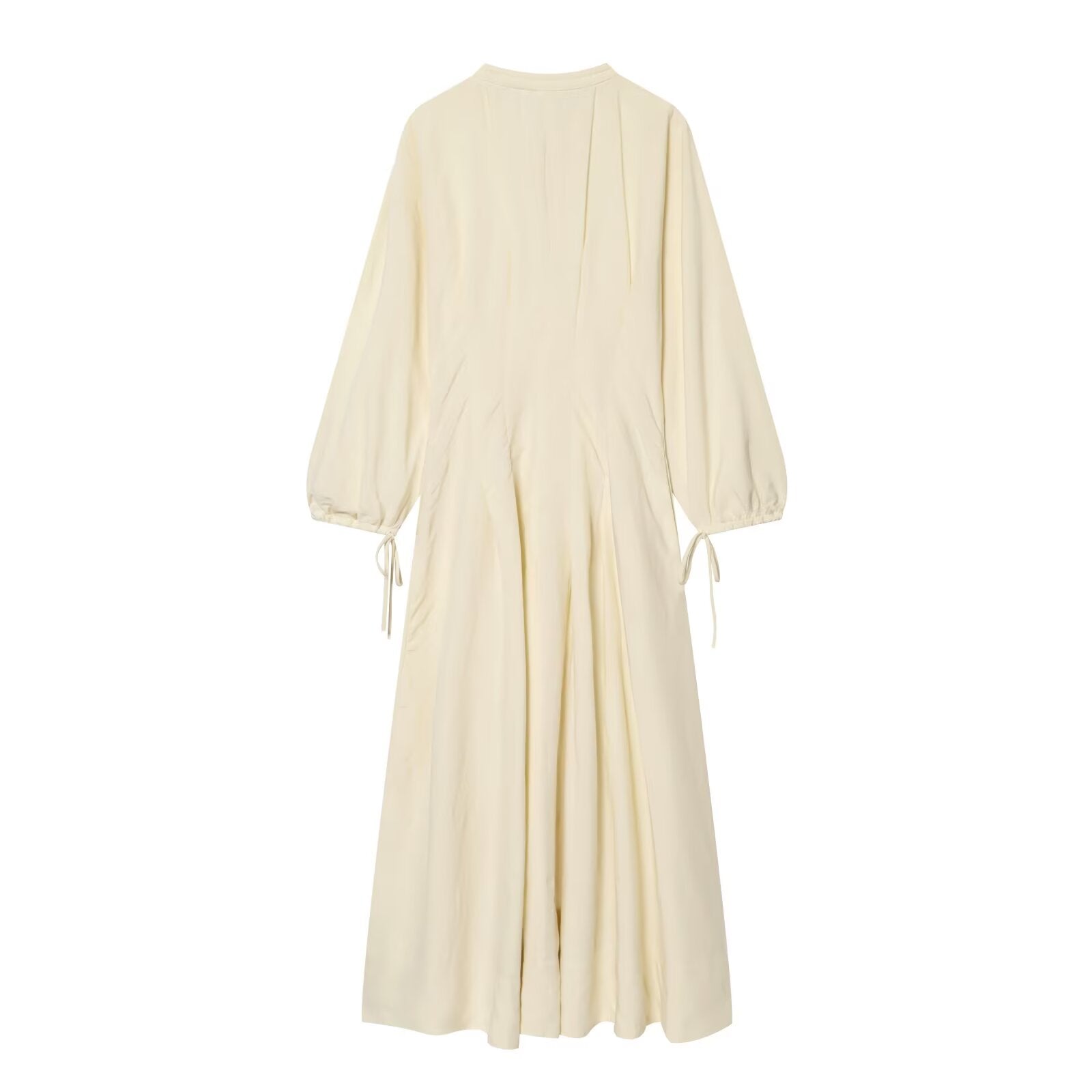 Women's long sleeved round neck pleated dress
