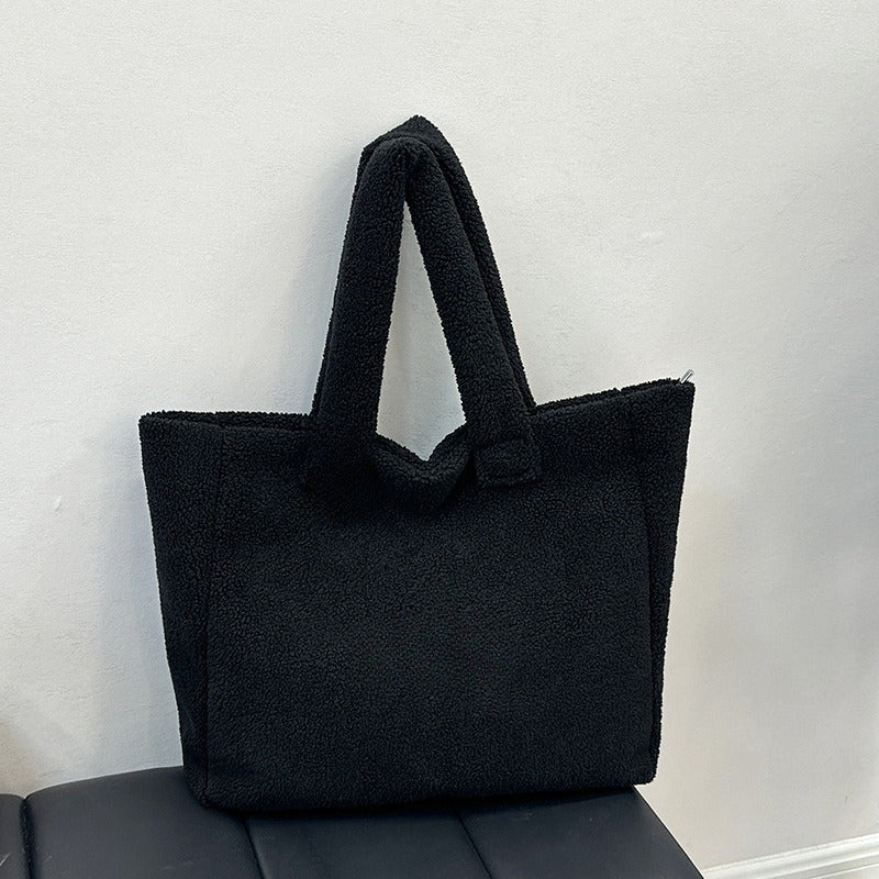 #645 Women's new fashion large-capacity lambswool bag