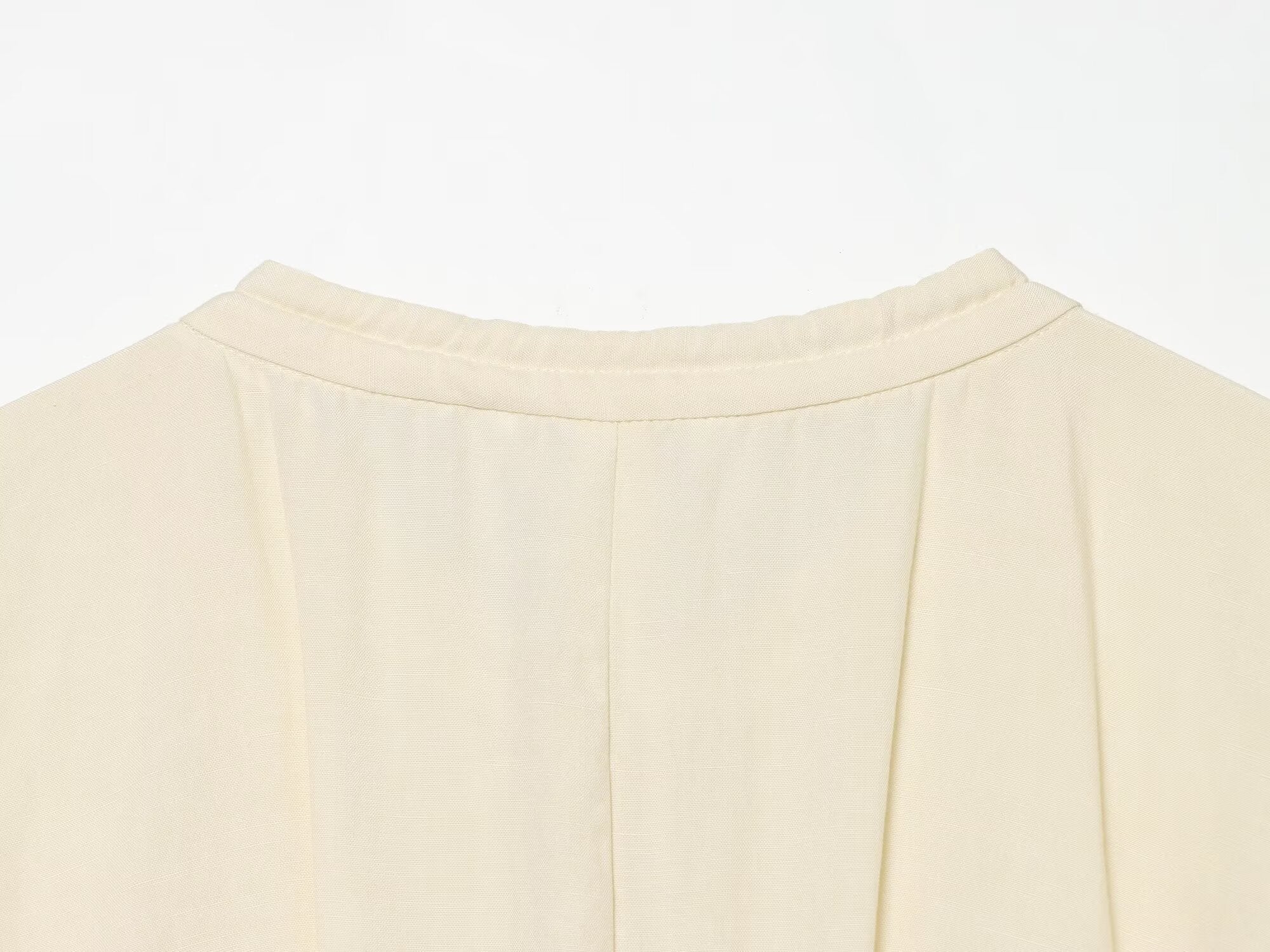 Women's long sleeved round neck pleated dress
