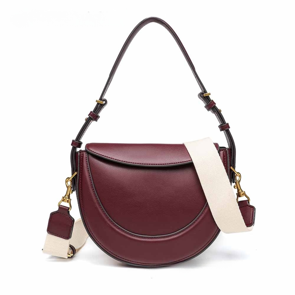 #148.9 Women's new one-shoulder messenger bag with advanced crescent bag